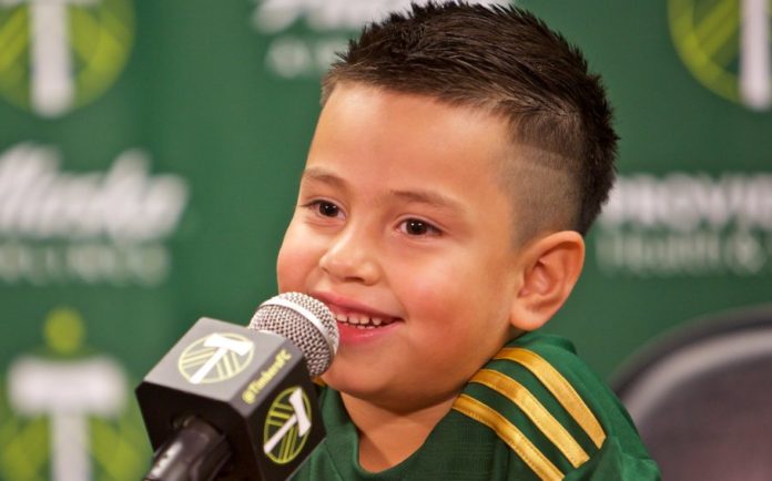 Derrick Tellez Derrick Tellez