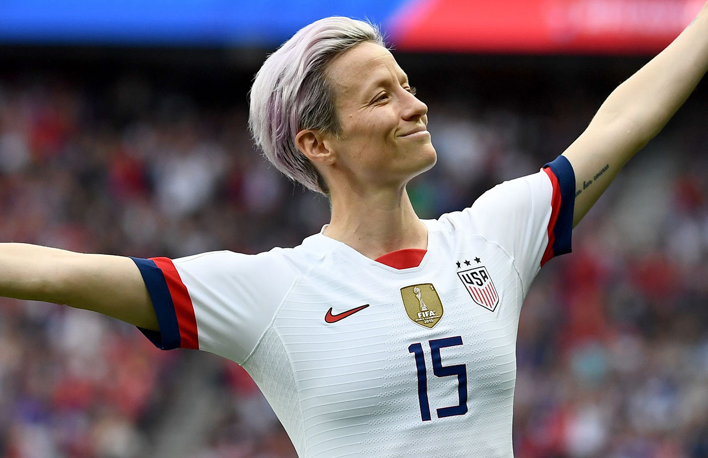 7. Megan Rapinoe's Blue Hair: A Bold Statement on and off the Soccer Field - wide 3