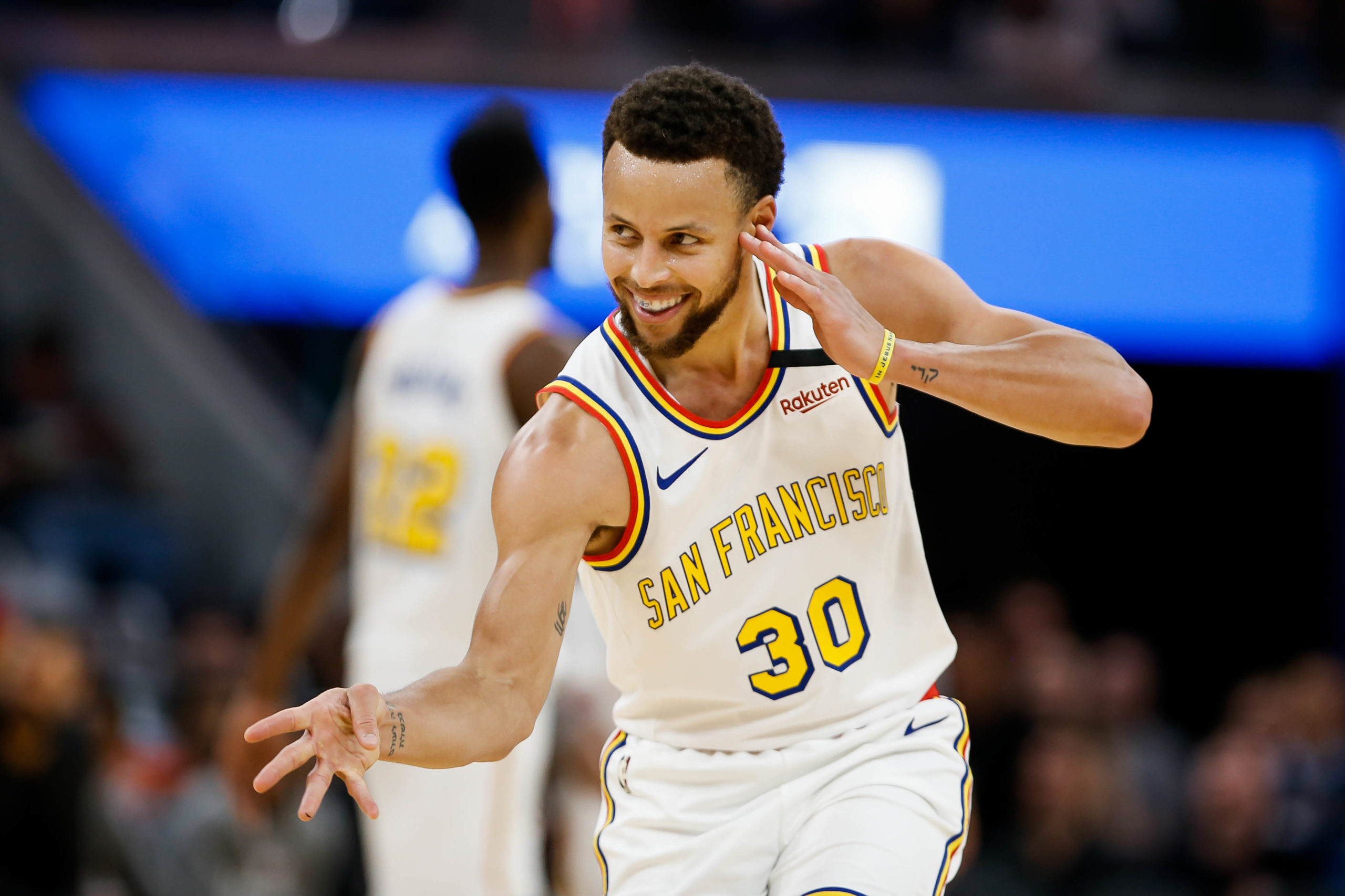 NBA: Steven Curry voltou em grande - LusoAmericano