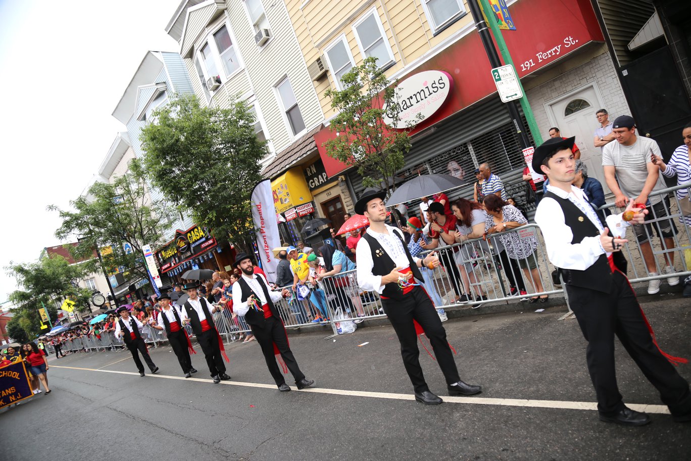 NEWARK: 45.º Parada Anual do Dia de Portugal será a 12 de Junho (domingo):  o programa oficial - LusoAmericano