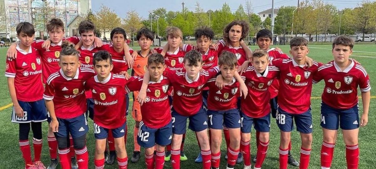 Os Crusaders (sub-13) do Ironbound SC